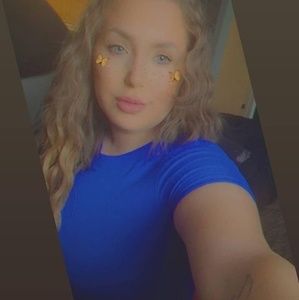 Meet your Posher, Kendra